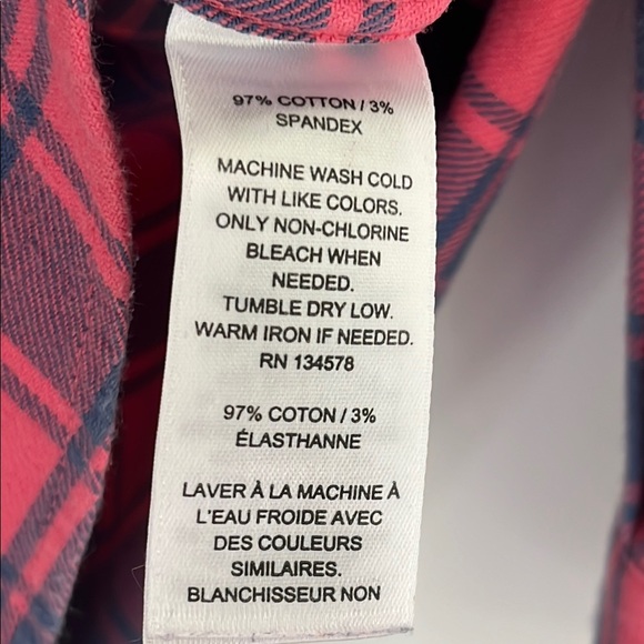 Vineyard Vines Pink and Blue Casual Button Down Shirt - Picture 5 of 9